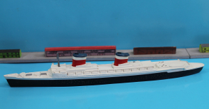 Ocean liner SS "United States" (1 p.) Tri-ang M 704